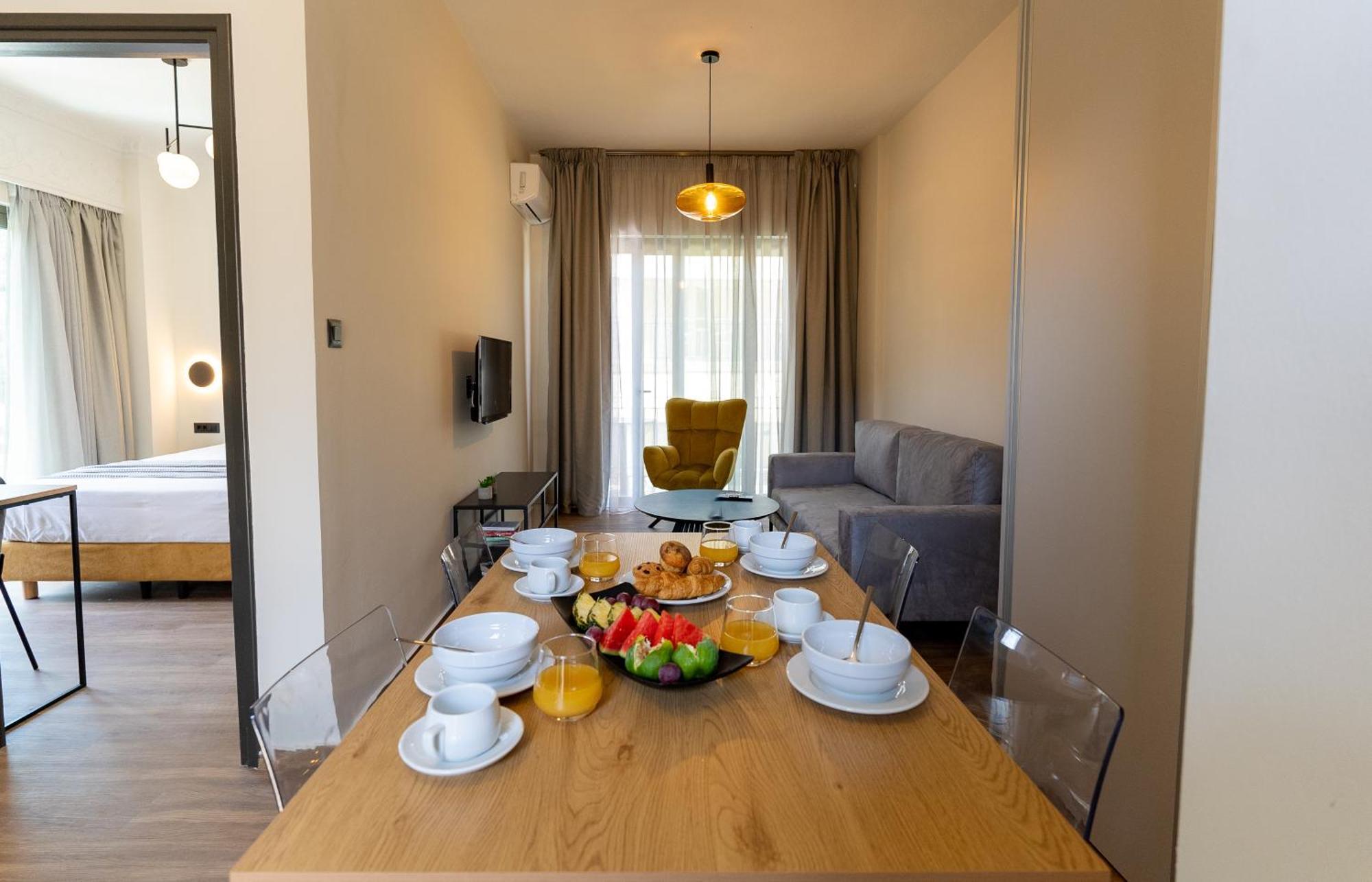 Ithaca Residence Вати Екстериор снимка