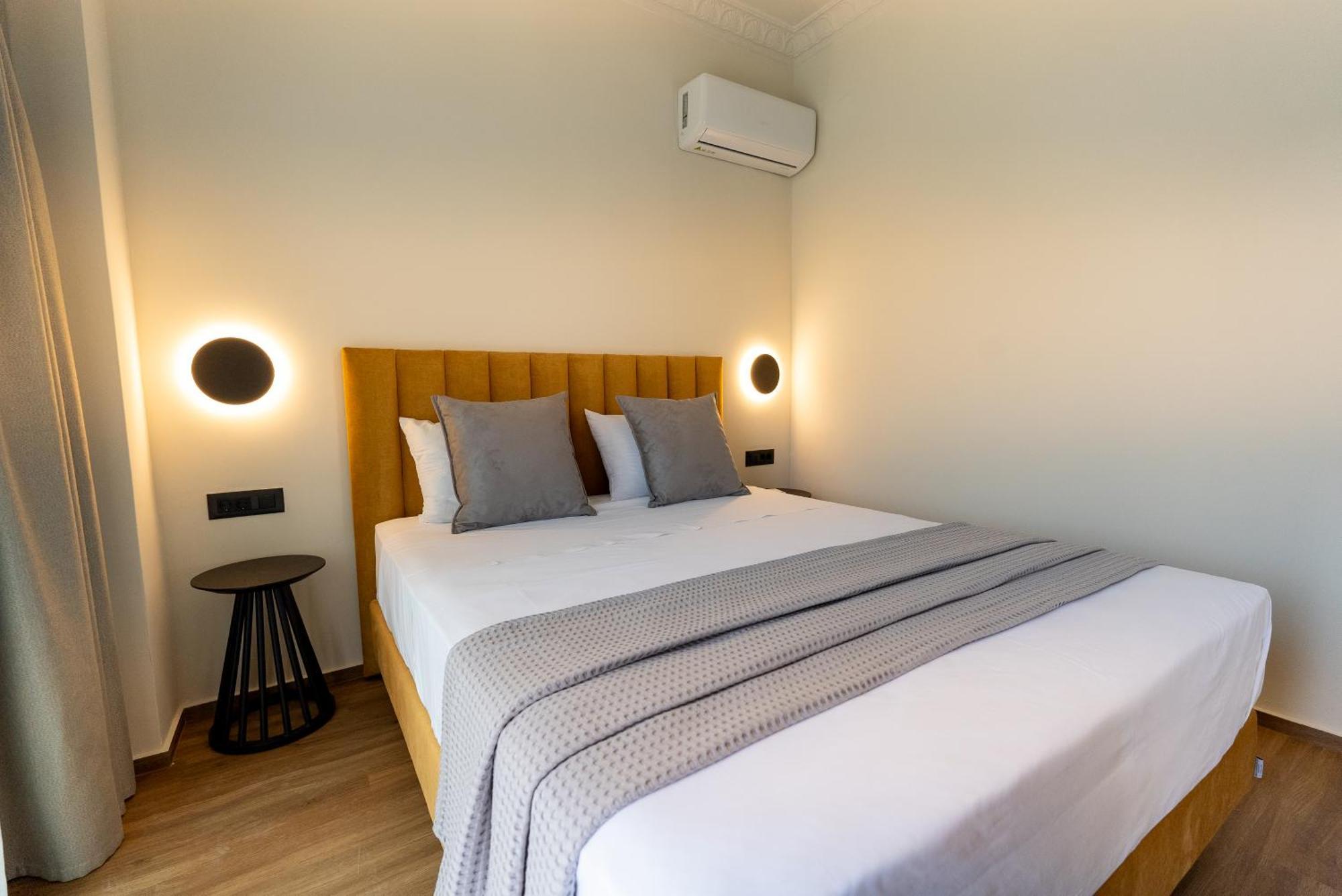 Ithaca Residence Вати Екстериор снимка